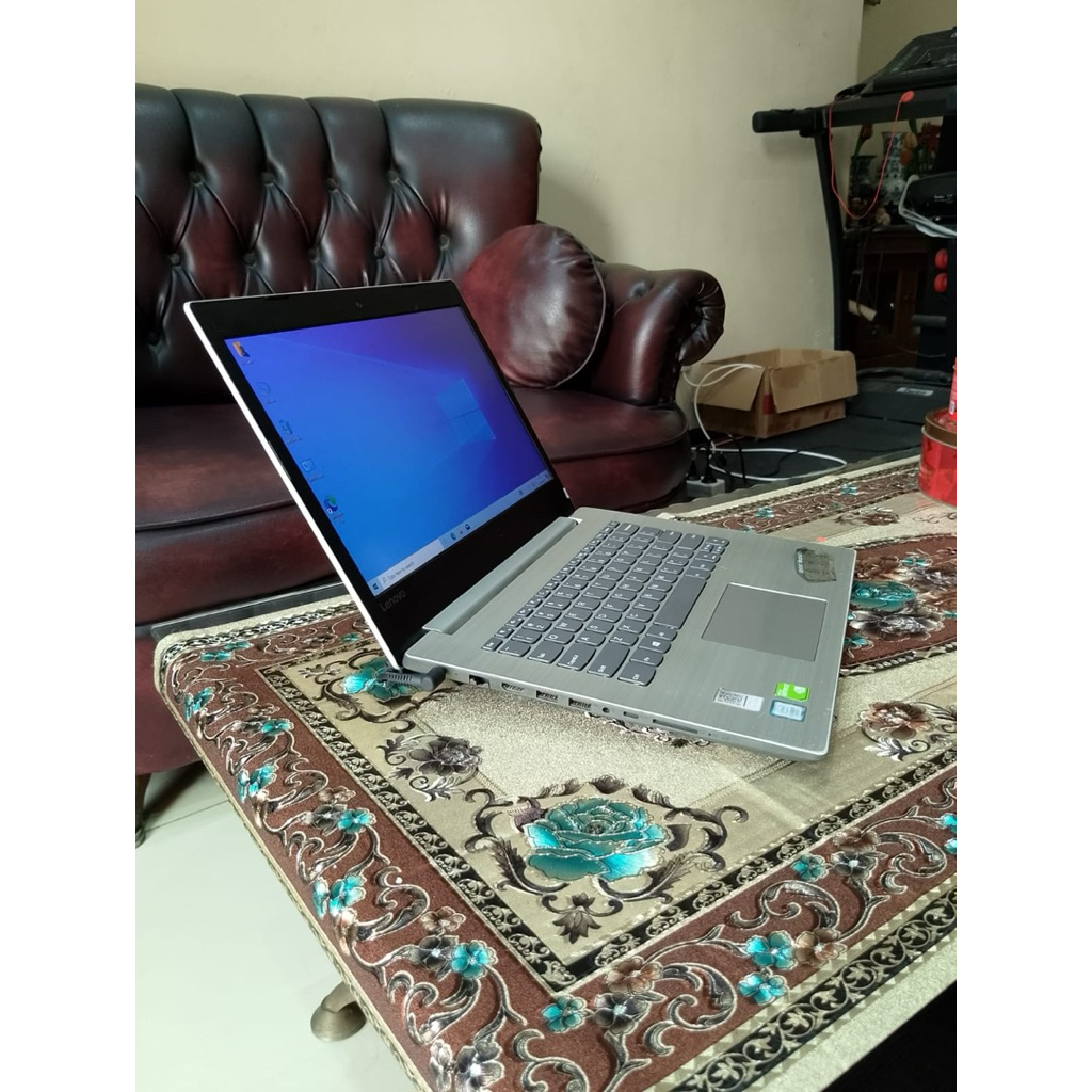 Lenovo 320 Core i7 7600 Ram 8gb  Ssd 250 GB Dual VGA  3,2jt