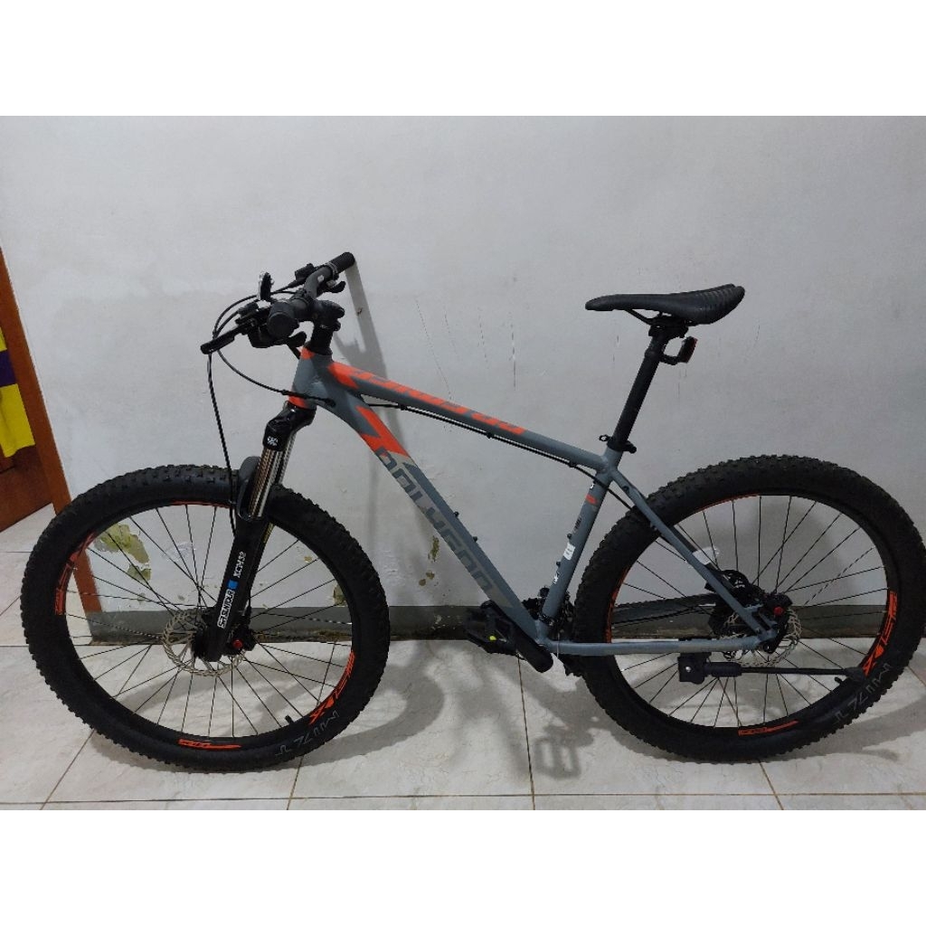 sepeda polygon premier 4