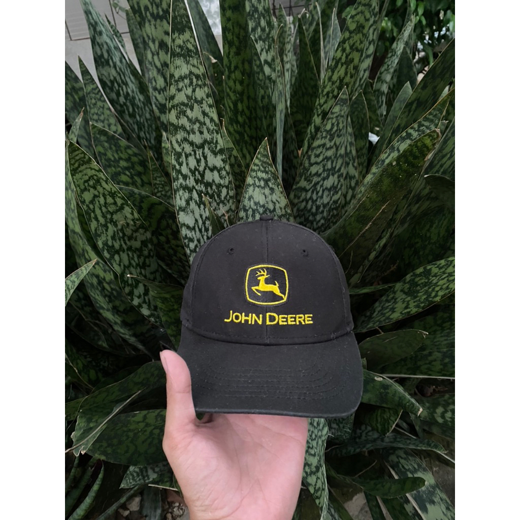 Topi Second John Deere
