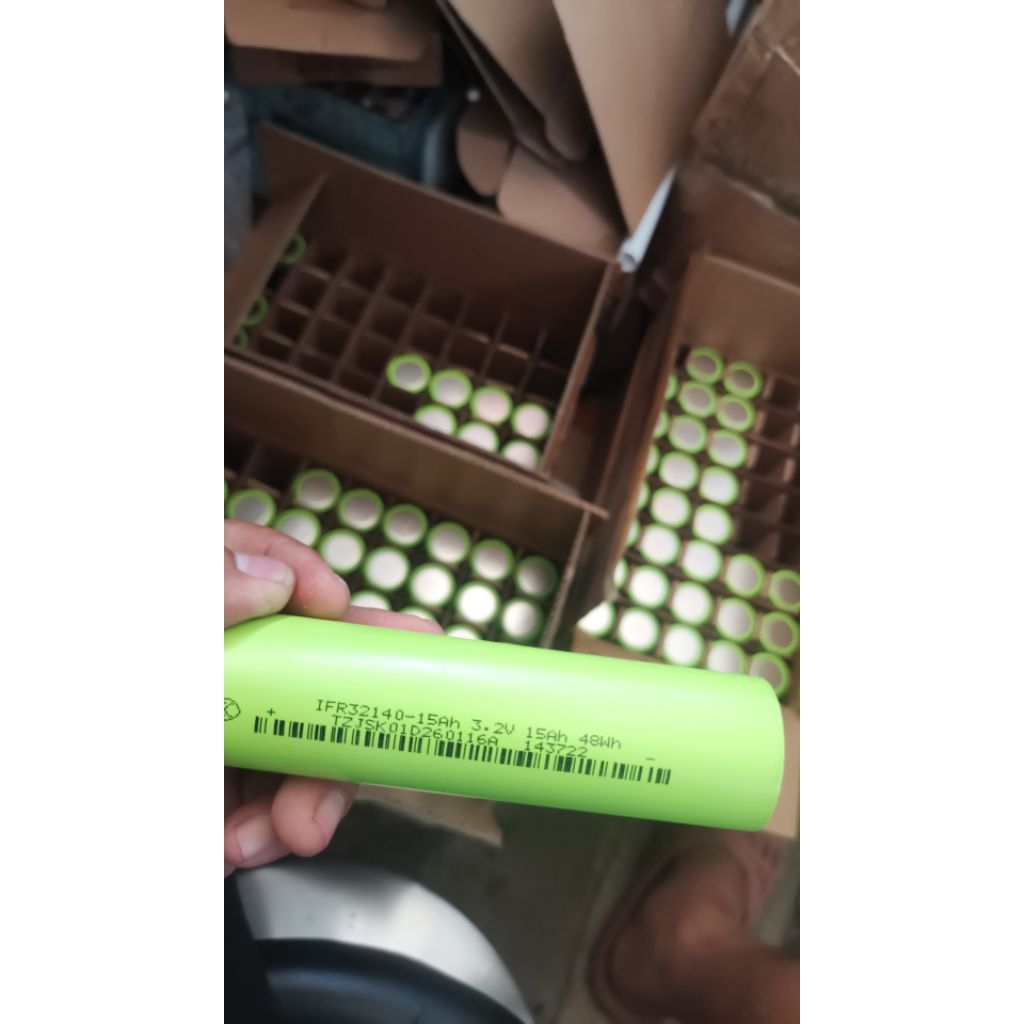 12v / 24v 15Ah 30Ah 90Ah +BMS 100A
