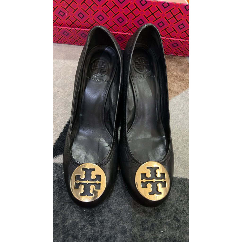 preloved tory burch sepatu wedges hitam (detail chat) insole 24,5-25