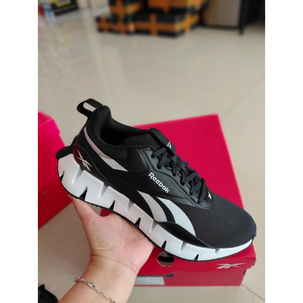 SEPATU PRIA REEBOK ZIG DYNAMICA STR