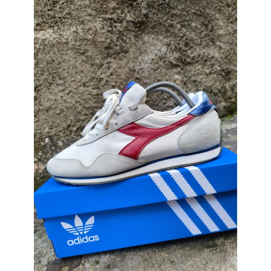 sepatu Diadora Heritage size 42