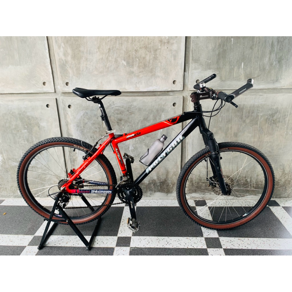 Sepeda Gunung MTB POLYGON Premium