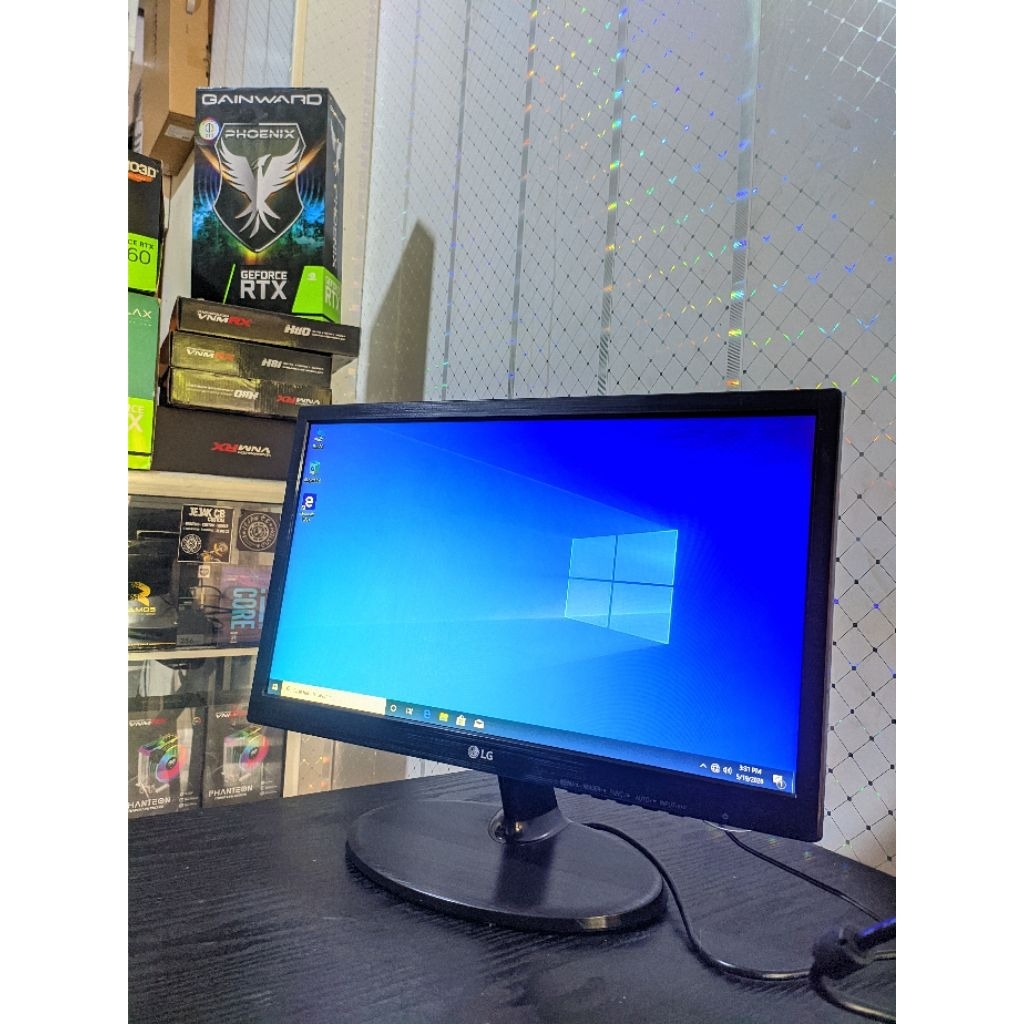 MONITOR LED LG 19 INCH (19M38A-B) BEKAS NORMAL SIAP PAKAI PORT VGA D-SUB