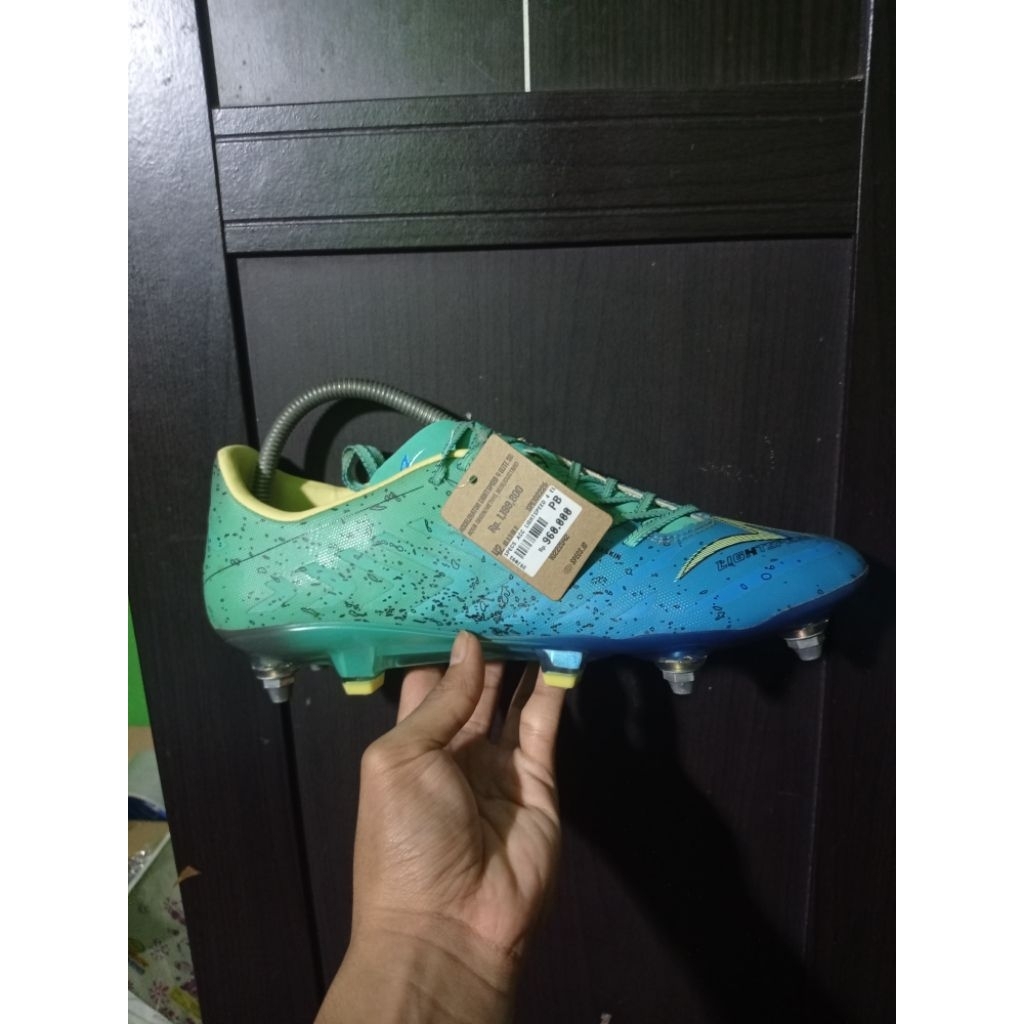 Specs accelerator lightspeed 4 elite SG