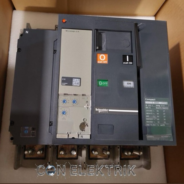 MCCB ComPact NS800N Motorized Schneider 4P 800A 50kA Micrologic 2.0