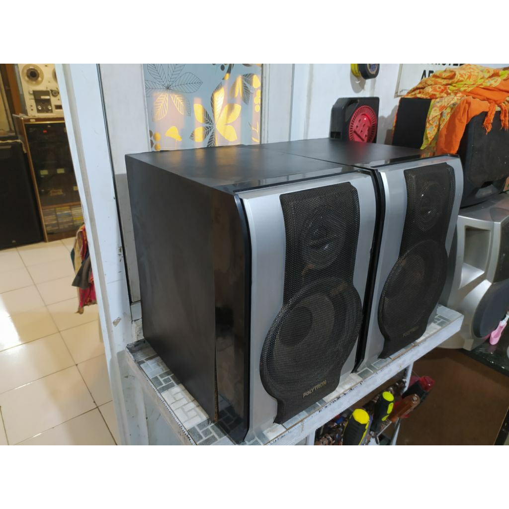 Speaker Pasif sepasang Polytron 6 inch