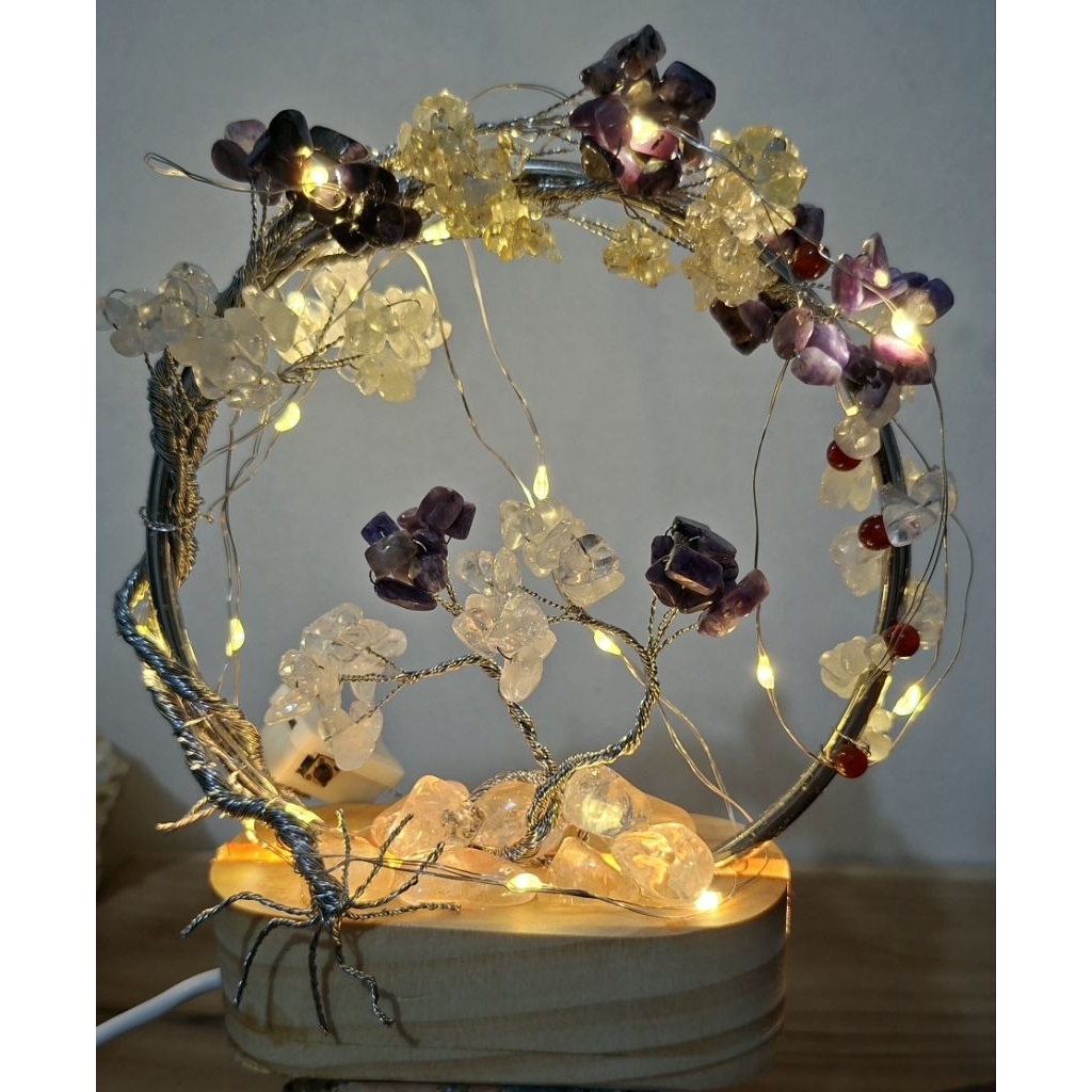 pohon charoite, clear quart, citrine, red carnelian