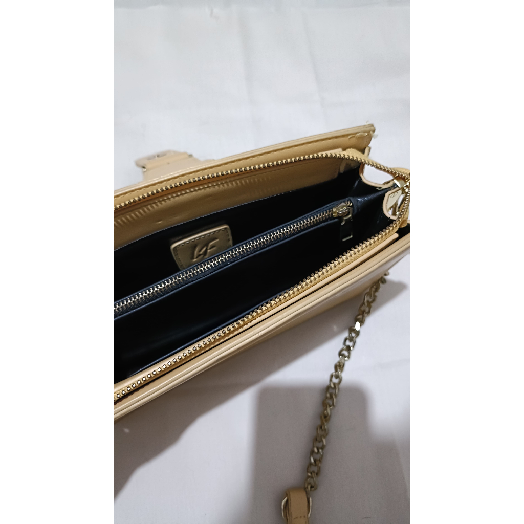 Tas Selempang Kulit Classy Enji