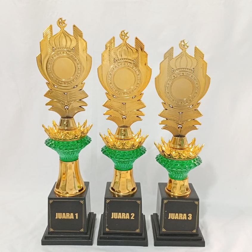 Piala set isi 3 cup bening kaca piala kejuaraan