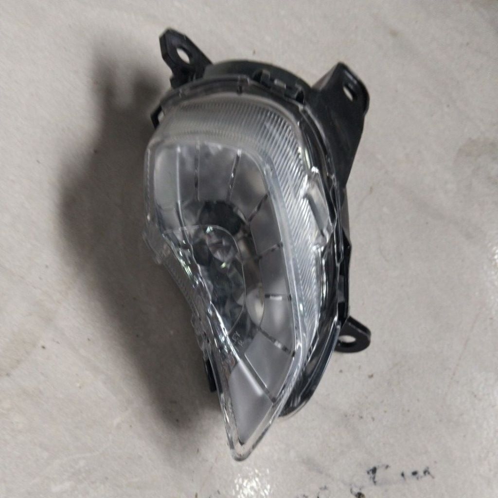 lampu sein belakang Scoopy tahun 2021 sebelah kanan