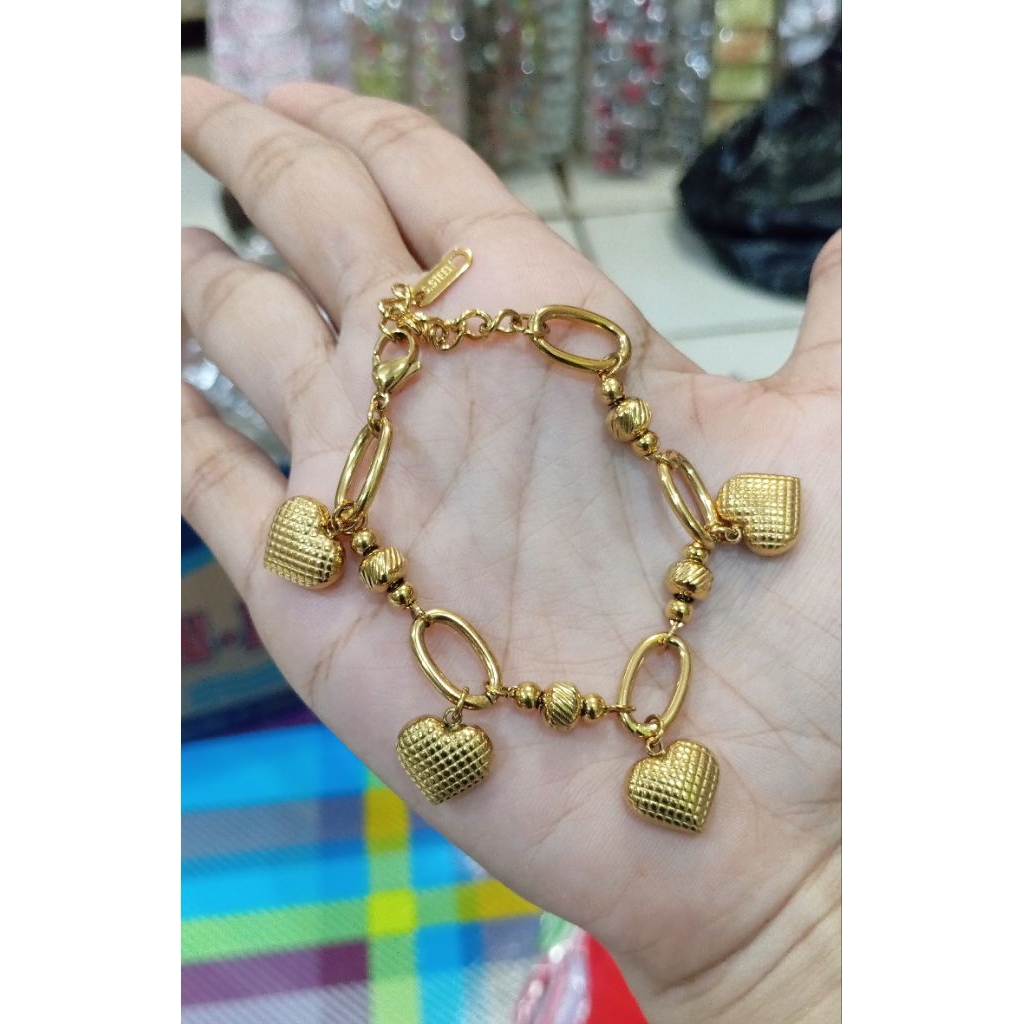 gelang titanium mainan love