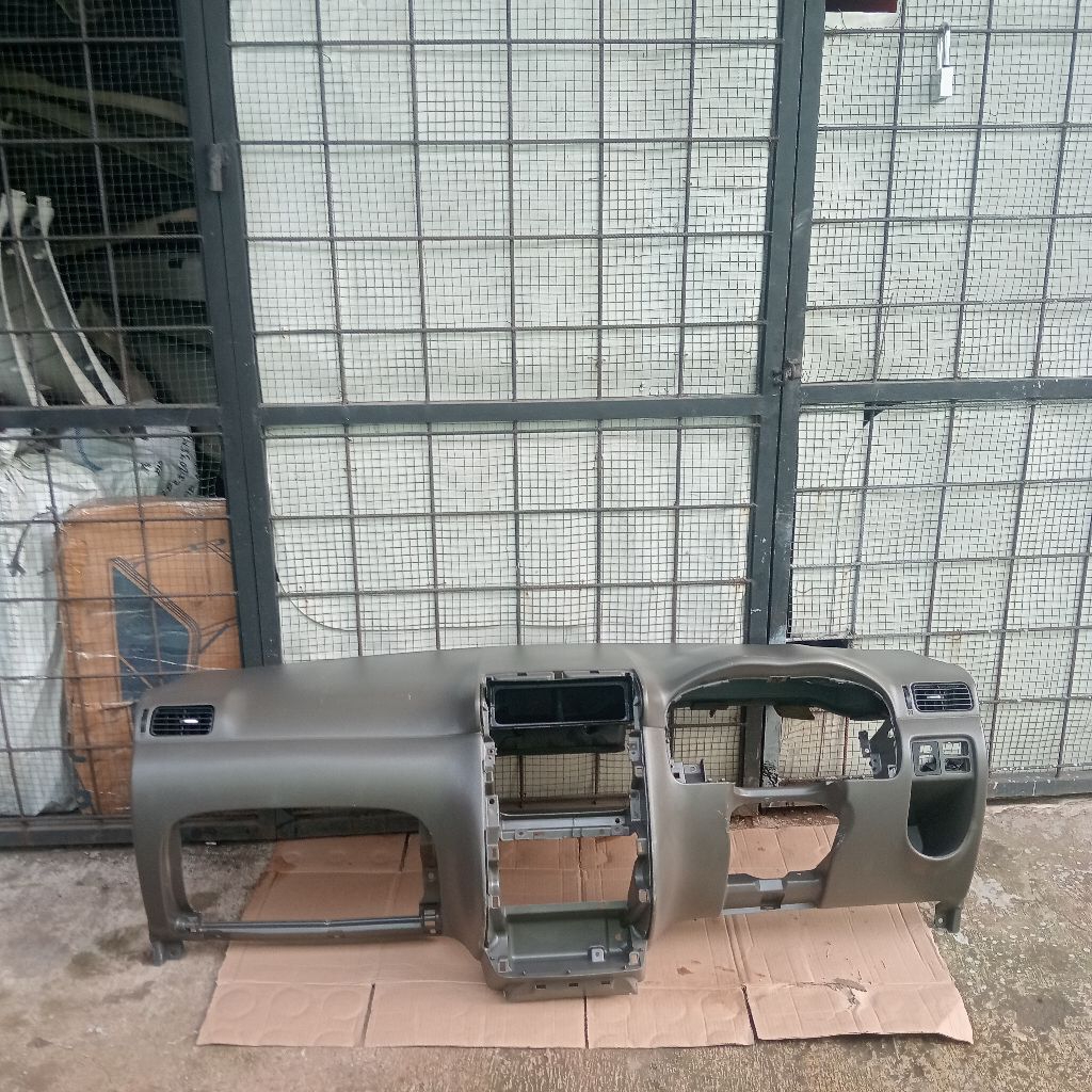 Meja Dashboard Avanza Xenia Old 2010 Kebawah + Kisi Kisi AC ORIGINAL