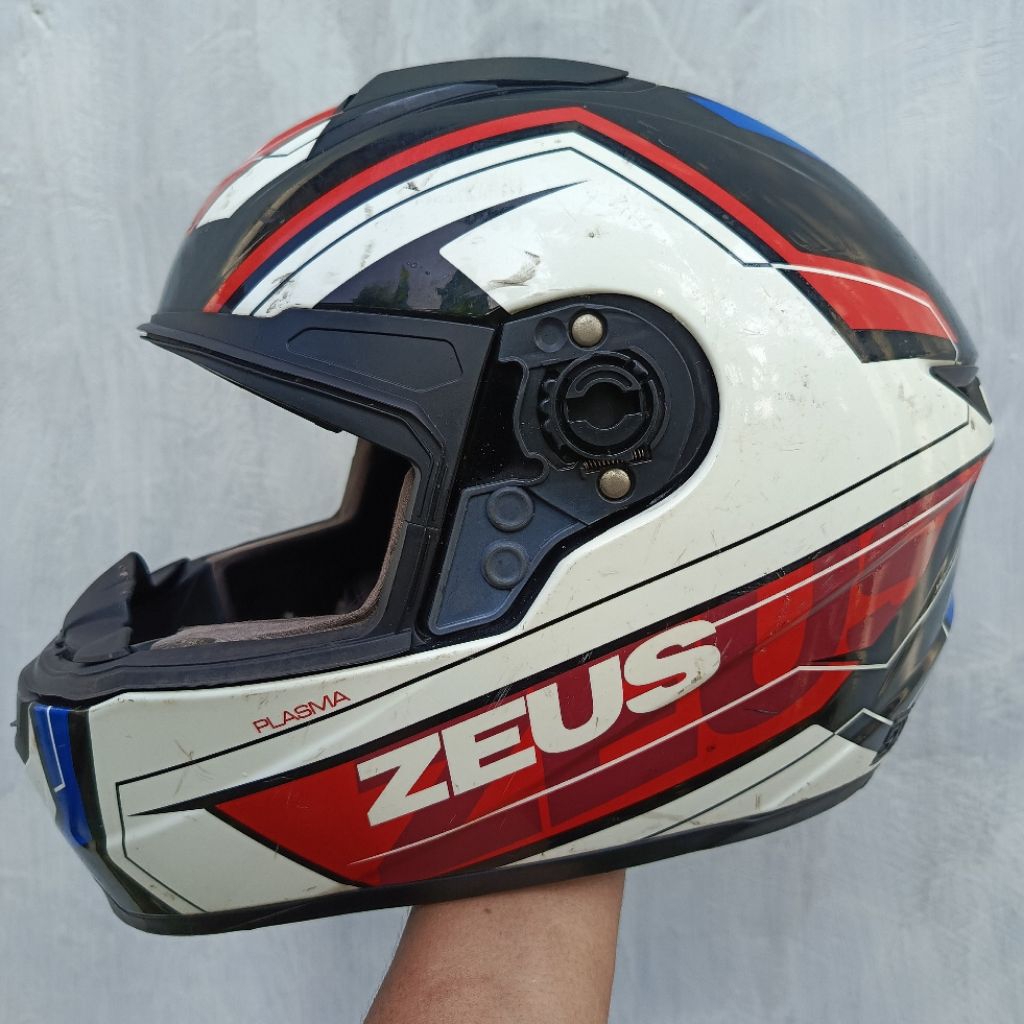 HELM ZEUS PLASMA SECOND