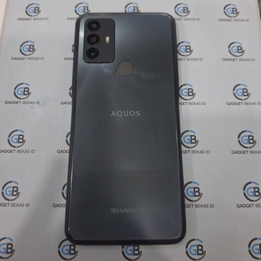 HANDPHONE SECOND NORMAL SHARP AQUOS V6 PLUS 4+64GB FULLSET ORIGINAL