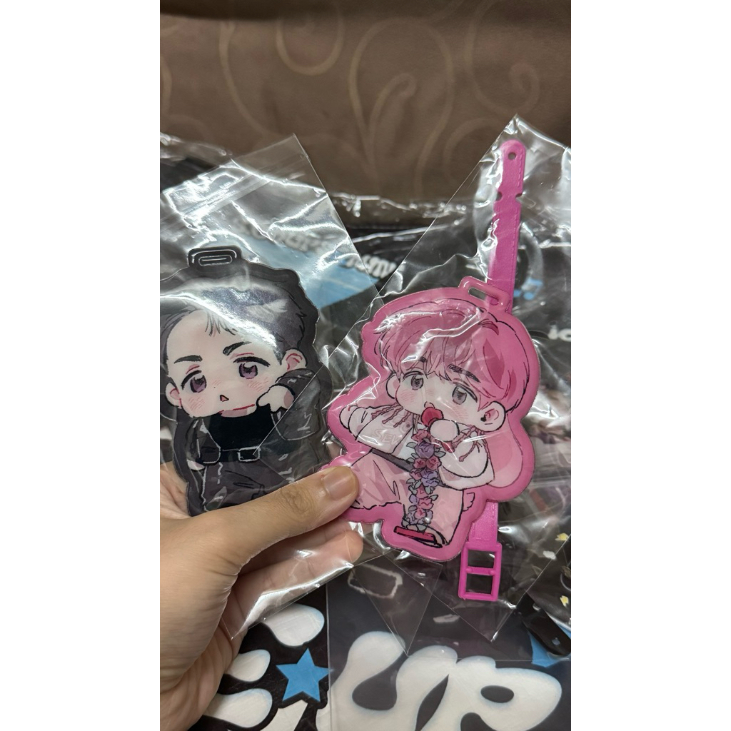 luggage tag seventeen scoups