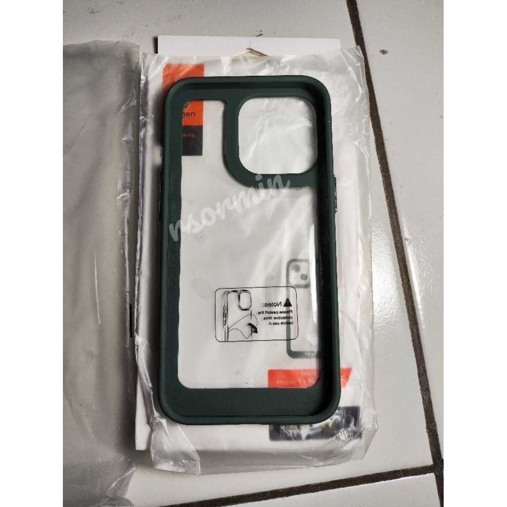 Case spigen iphone 13 pro hijau