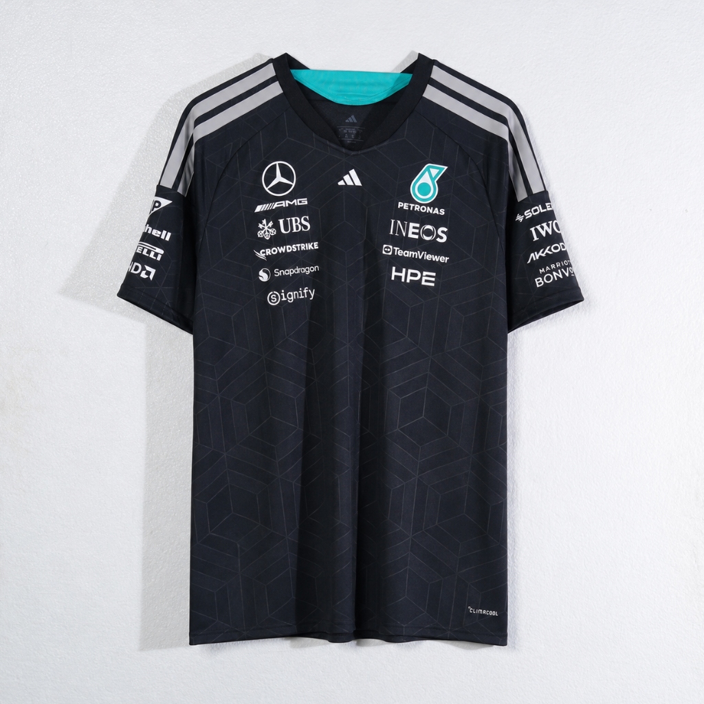 Kaos F1 PETRONAS MERCEDES AMG BLACK 2026 TSHIRT 100% ORIGINAL