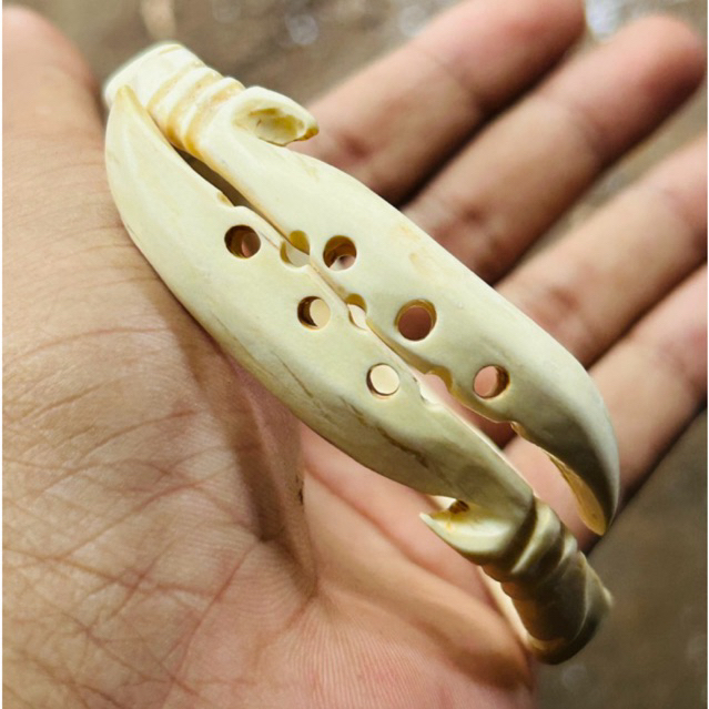 GELANG AKAR BAHAR PUTIH UKIR KUJANG KEMBAR