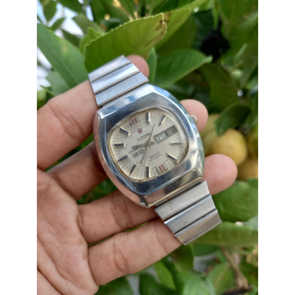 Titoni Cosmo 99 Automatic Vintage TV Shape