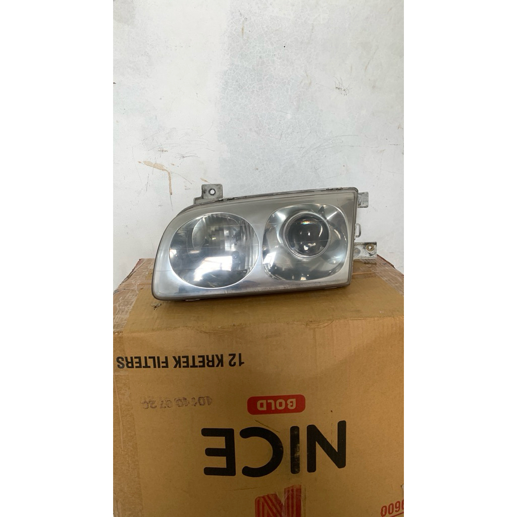 headlamp lampu depan hyundai trajet orginal
