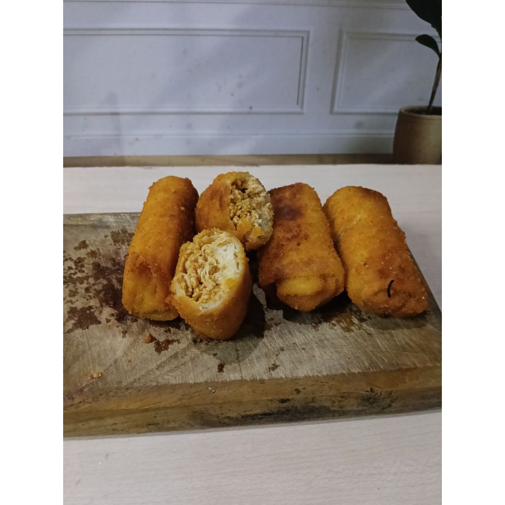 RISOL AYAM SUWIR PEDAS FULL AYAM RISOLES AYAM