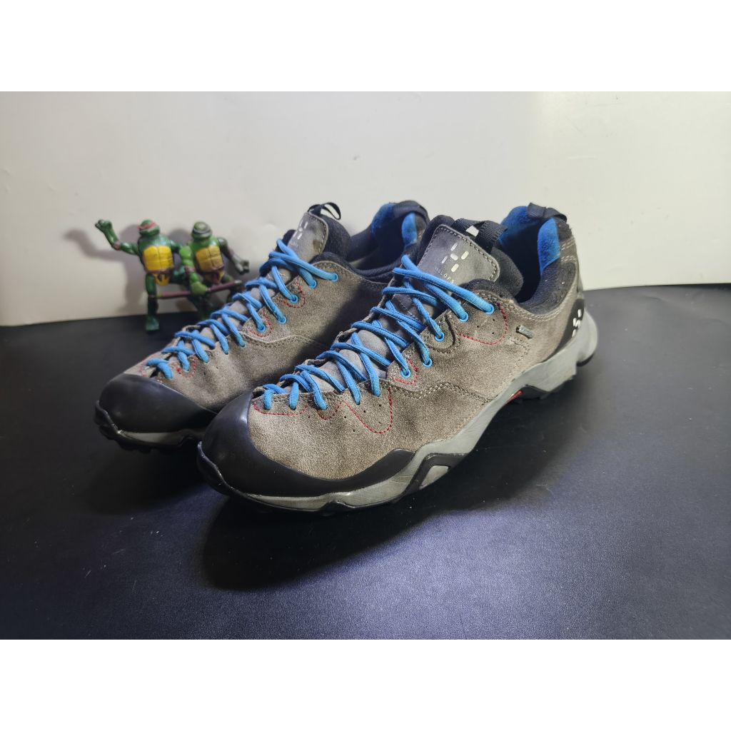 sepatu gunung hglf second size 42 abu