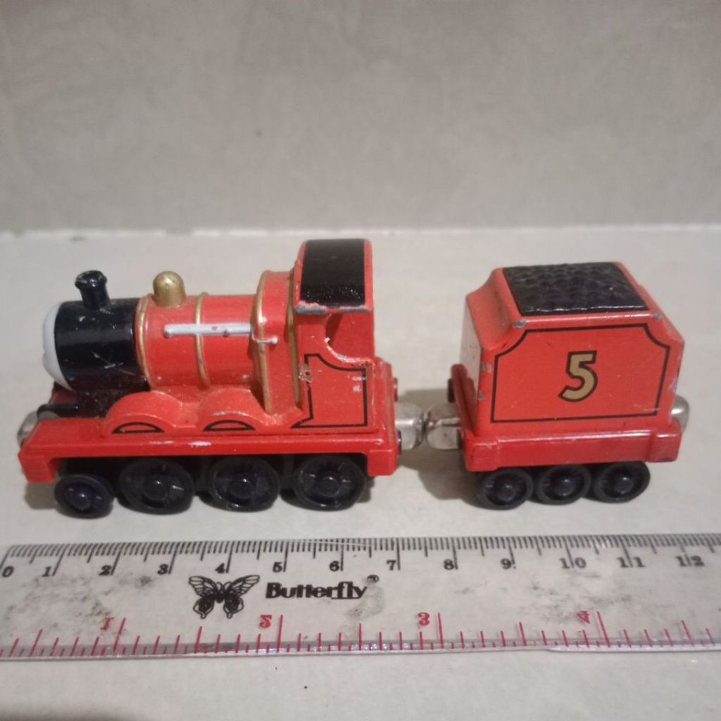Thomas and friends james n tender