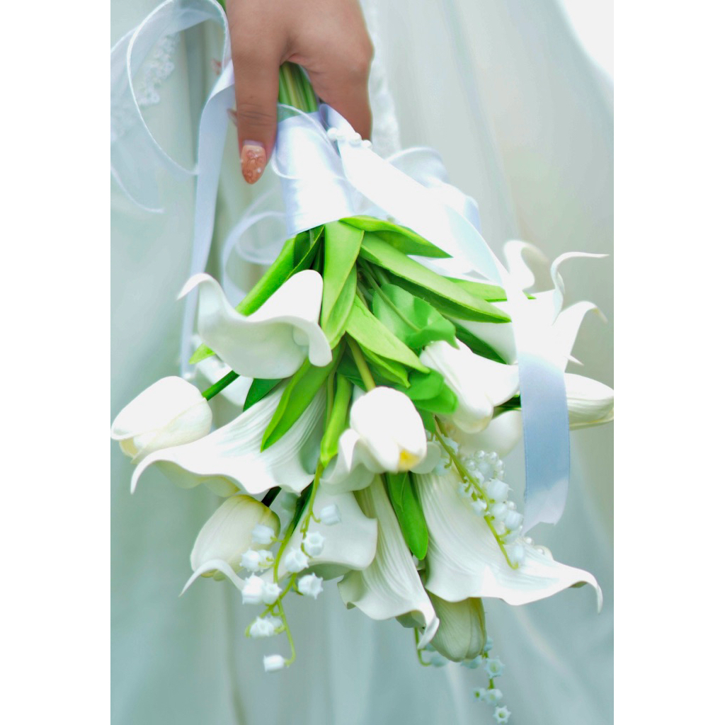 HandBouquetBungaWeddingTulipLilyArtificialPremium