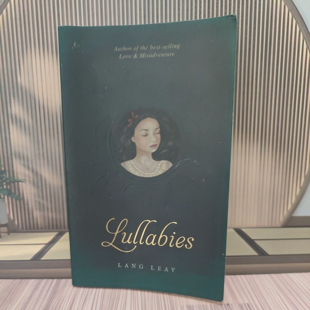 Novel Lullabies by Lang Leav English Import Romance Poetry Book Preloved Original