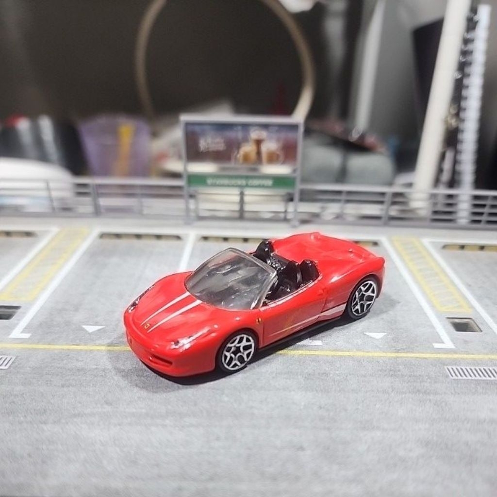 Hot Wheels Ferrari 458 Spyder