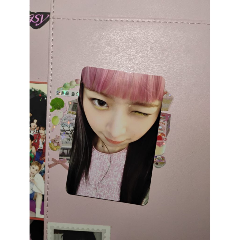 [READ DESK] photocard official rei ive zoom wink