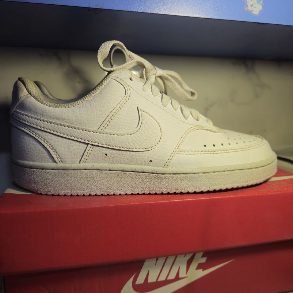 NIKE Court vision low next nature (sepatu sneakerss perempuan)