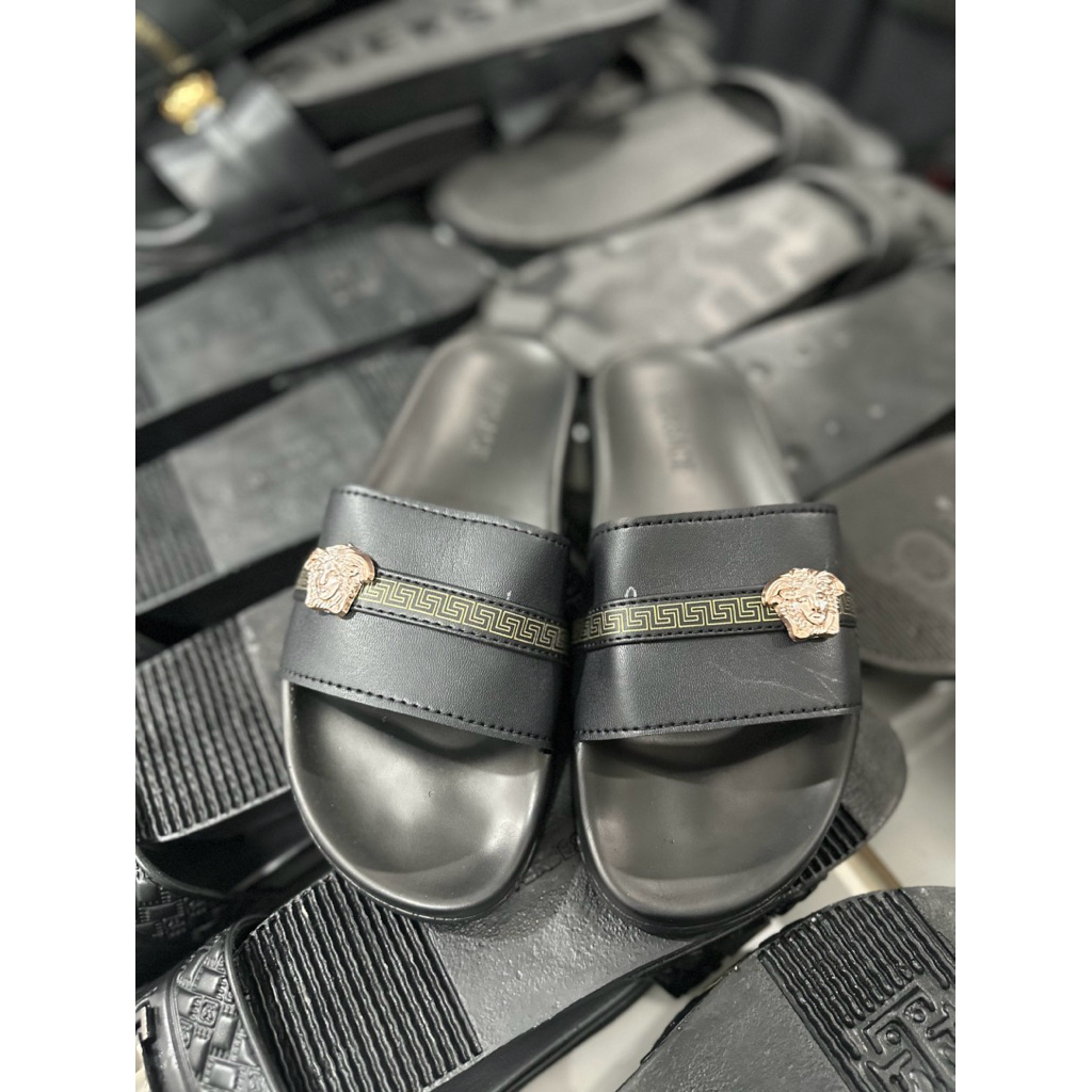 sandal elvi / Versace Import