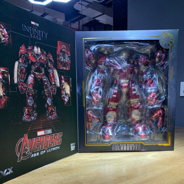 Threezero dlx Hulkbuster diecast iron man | avengers age of ultron