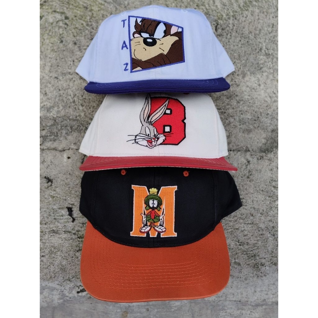 Topi vintage tazmania bugs marvin borongan harga 3 topi