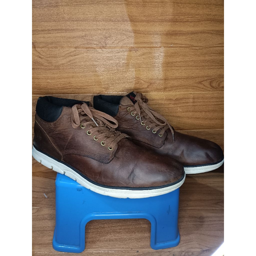 Sepatu Kulit TIMBERLAND Size 47