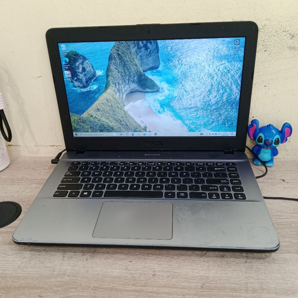 ASUS VIVOBOOK X441UA 316 INTEL CORE I3-6006U RAM 4GB HDD 1TB 2019 (2215H)