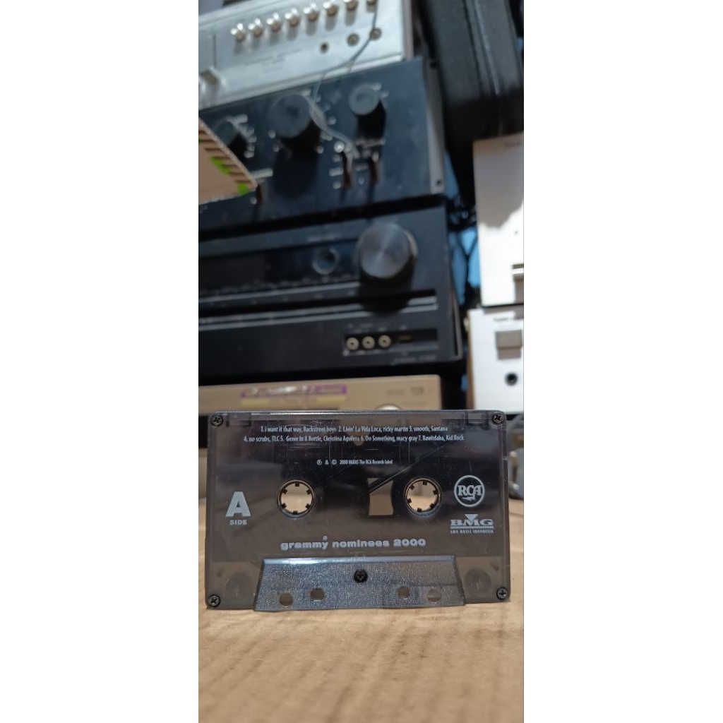 kaset pita Grammy nominees 2000