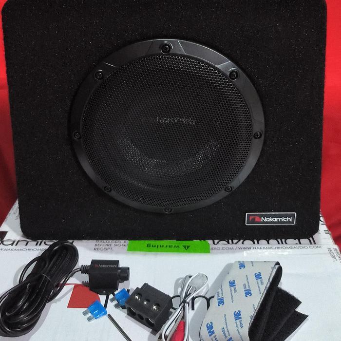 Basstube Subwoofer Aktif Box 8 Inch Nakamichi NBF 20.0 Compact / Basstube Mobil