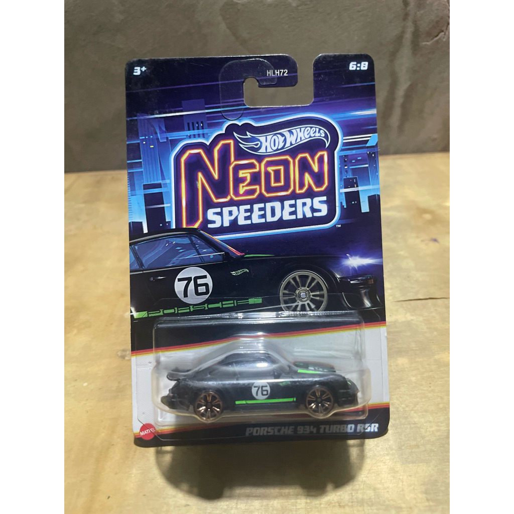 Hot Wheels Porsche 934 Neon Speeders 2025