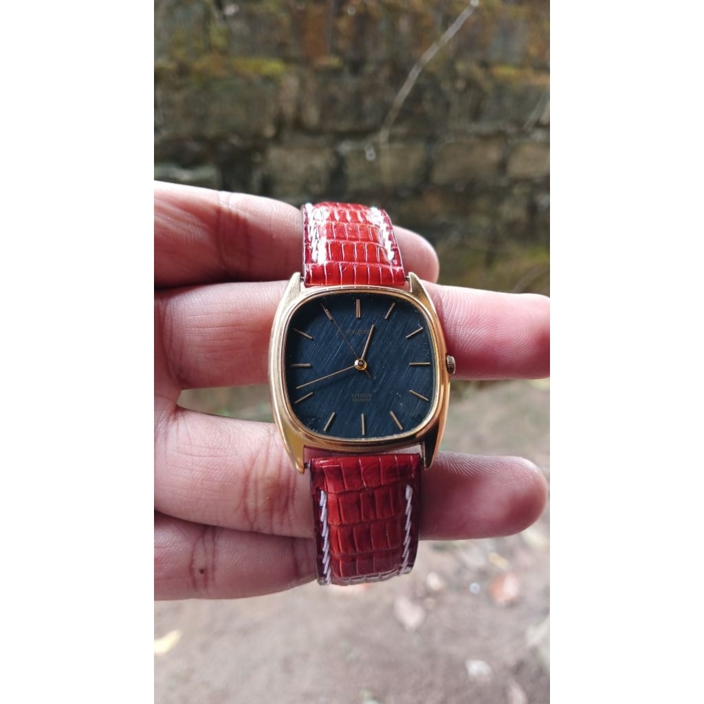 Citizen Exceed Tank Linen Dial / Jam Tangan Tank Pria