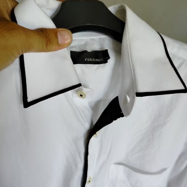 kemeja pria putih SIZE M kecil ferragus branded