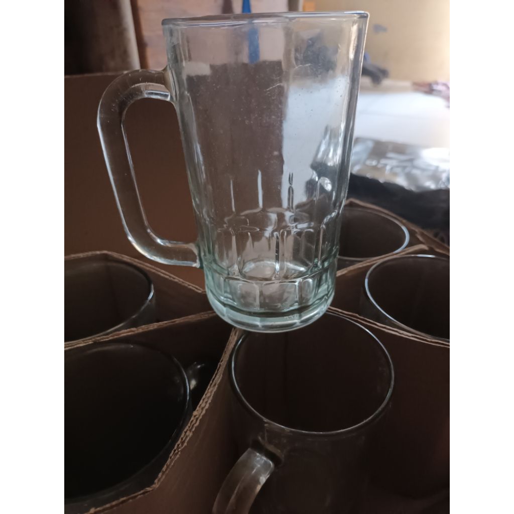 gelas gagang besar