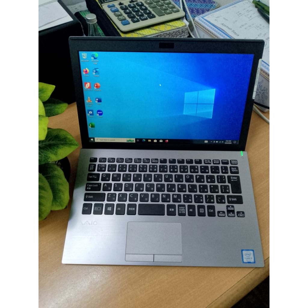 laptop Sony Vaio vjpf11C11n core i3 gen6/gen 7//ram 4gb//SSD 128gb siap pakai