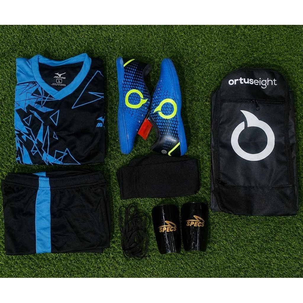 Paket Komplit sepatu futsal anak junior (Paket komplit junior = Baju + Celana + Sepatu + Tas + kaos 