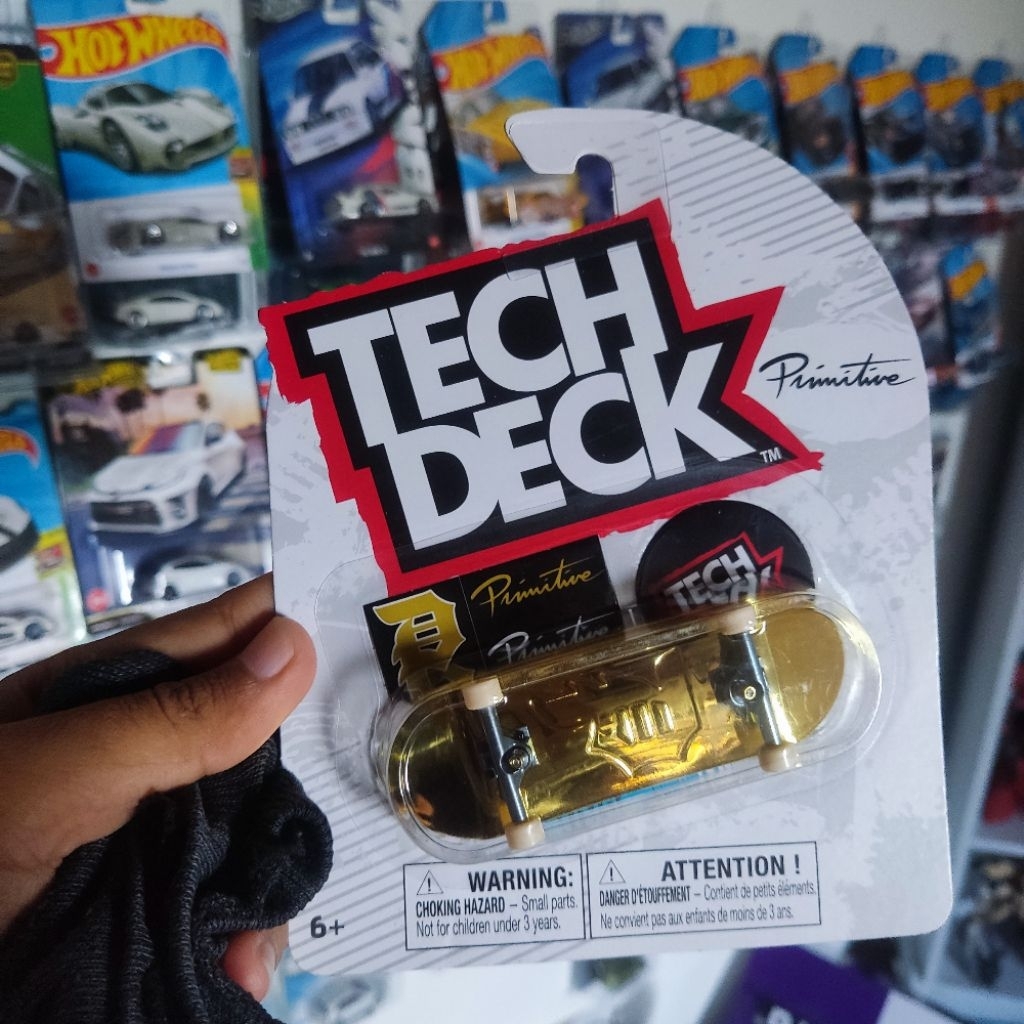 Tech Deck Primitive Gold Ultra Rare Emas