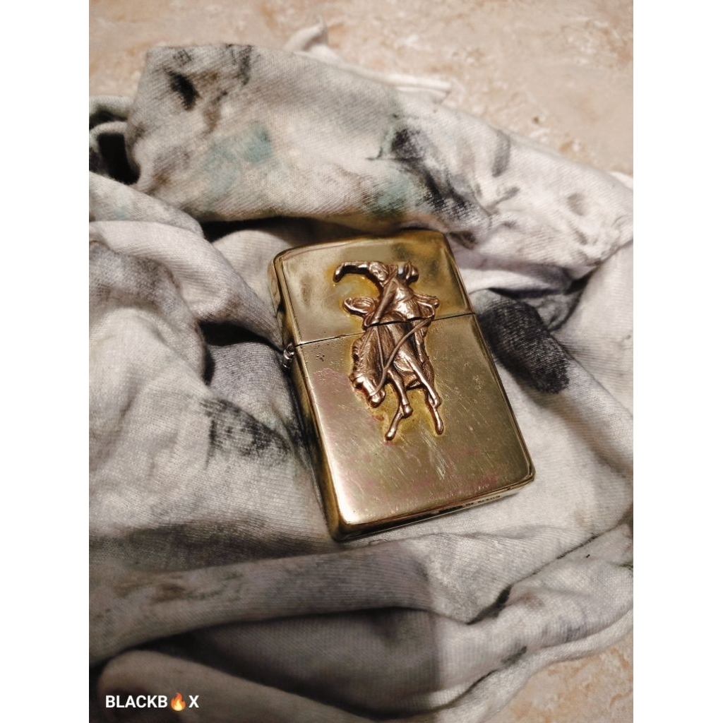 Zippo Original Vintage Marlboro Wild West
Official Licensed Product
Tahun 1991
