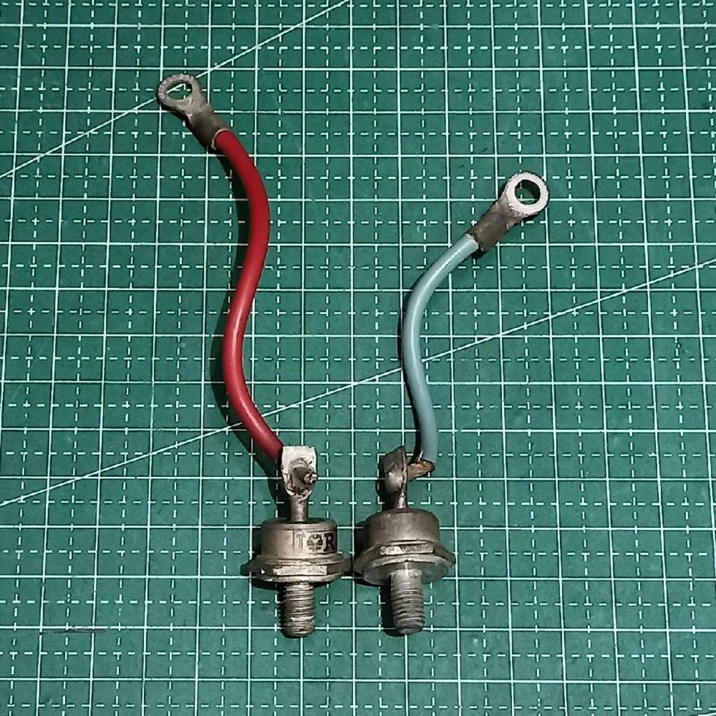 Thyristor Dioda IOR 40HF40-40HFR40 Drat M6